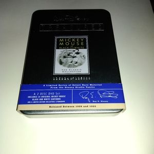 Walt Disney's Treasures Mickey Mouse in Black and White DVD Collector Set